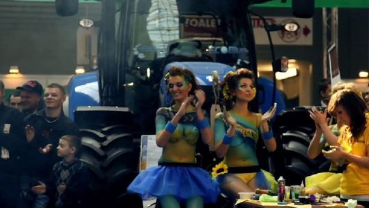 Nic się nie dzieje... Targi Kielce według Barei (wideo)