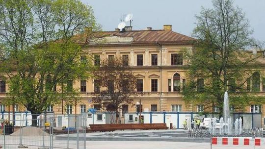 Nie było chętnych na zabytkowy pałac przy pl. Litewskim. Co zrobi UMCS?