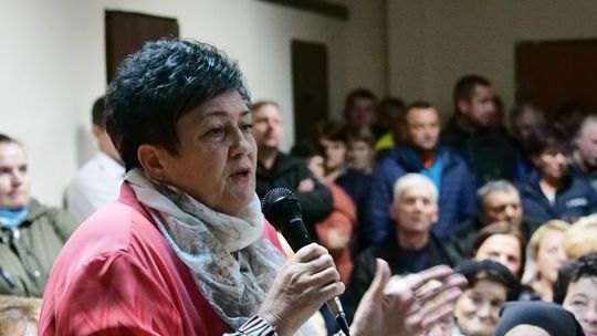 Nie chcą masztu telefonii komórkowej. O budowie dowiedzieli się z Facebooka