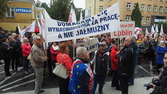 Nie chcą reformy edukacji według PiS. ZNP rozpoczął protest. Będzie strajk?