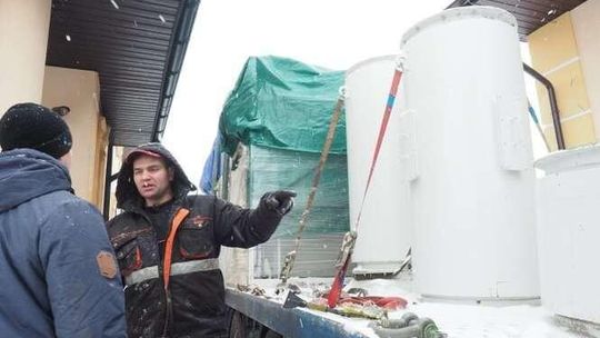 Nie chcą spopielarni, pilnowali drogi przez 225 dni. Inwestor znalazł sposób i przywiózł piec