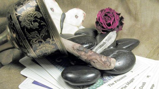 Nie chcemy straszyć, tylko przestrzegać, czyli o egzorcyzmach w Kraśniku