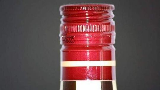 Nie chciał im kupić wódki, to go pobili