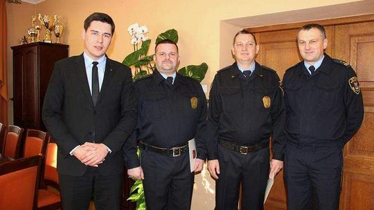 Nie dali uciec przemytnikom. Prezydent to wynagrodził