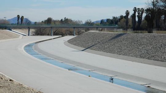 Nie dbamy o wodę, a coraz więcej rzek wysycha