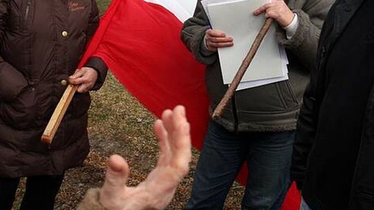 Nie dla łupków w Zawadzie. Mieszkańcy zablokowali drogę