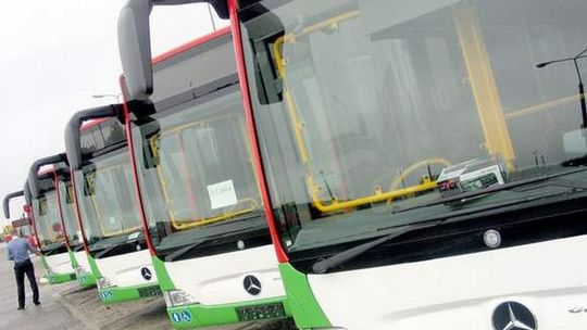 Nie ma automatów biletowych w autobusach. Będzie kara