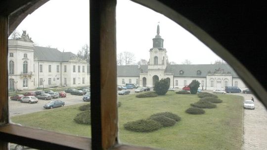 Nie ma chętnych na XVIII-wieczny pałac warty 10 mln zł