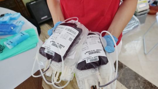 Nie ma cię w pracy, bo honorowo oddajesz krew? Premii nie będzie