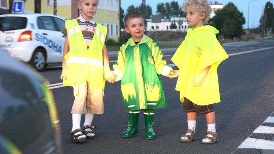 Nie masz odblasku? Koniec upomnień, teraz będą mandaty