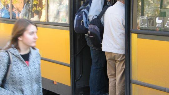 Nie miał szkolnej legitymacji . Teraz ma problem