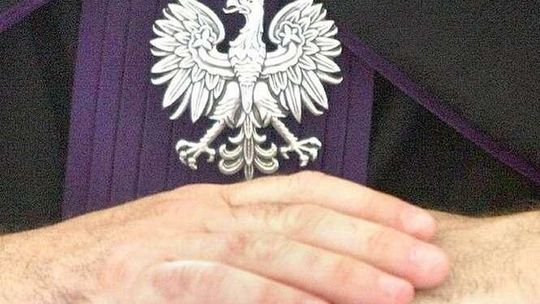 Nie mieli pracy, więc kradli „na wnuczka”. Teraz będą musieli oddać pieniądze