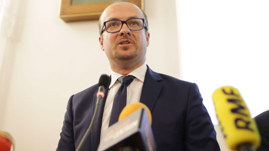 "Nie można tej sprawy traktować tylko jako osobistego problemu Piotra Kowalczyka". Komentarze polityków
