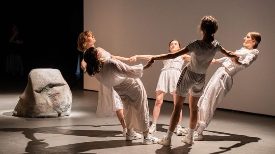 Nie myślisz sztampowo i jesteś artystą? Zgłoś się Performance Platform Lublin