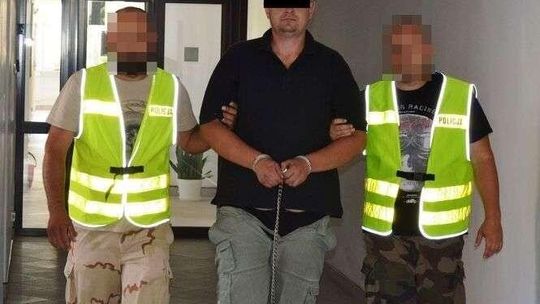 Nie podobało mu się, co myślą na jego temat. O morderstwie opowiedział w pociągu