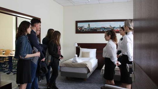 Nie tylko kulinarna podróż do Hiszpanii i Włoch. Tak szkoła kusi kandydatów [zdjęcia]