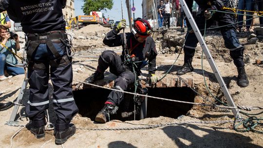 Nie tylko studnia. Nowe odkrycia przy Bramie Krakowskiej