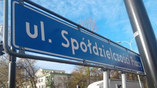 Nie ulica, ale aleja. Tabliczka z błędem przy Spółdzielczości Pracy
