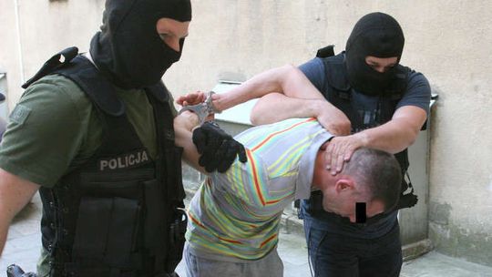 Nie wiedział, że obserwuje go policja. Myślał, że 50 tys. zł będzie jego
