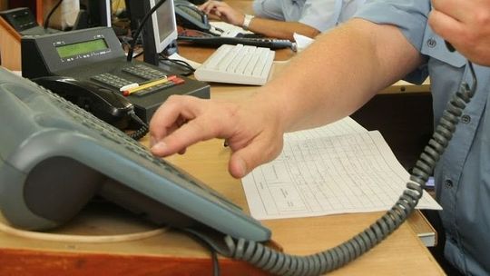 "Nie wiem gdzie jestem, leżę w rowie". Odebrali taki telefon, potem mężczyzna stracił przytomność