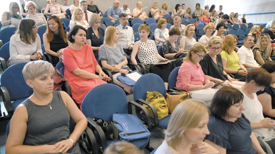 Nie zabierają dzieci. Nie wsadzają do więzień. Pomagają