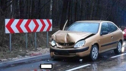 Nie zdążyła wyhamować. Małe dziecko trafiło do szpitala 