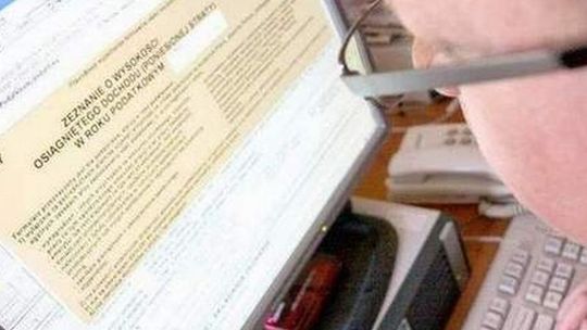Nie złożyłeś PIT-u w terminie? Możesz dostać mandat