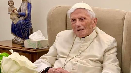 Nie żyje emerytowany papież Benedykt XVI