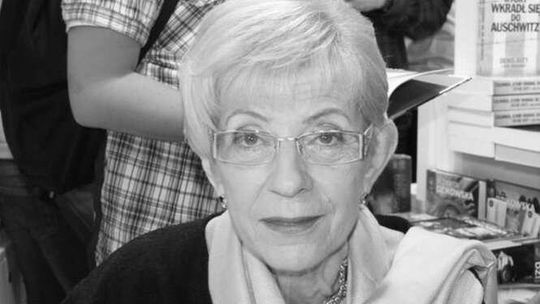 Nie żyje Janina Paradowska. Miała 74 lata