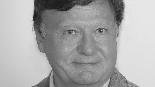 Nie żyje red. Janusz Świąder