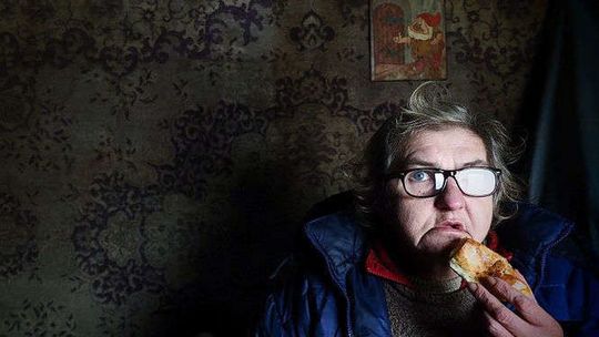 Niebezpieczne mrozy. Nie wszyscy bezdomni chcą skorzystać z pomocy schronisk