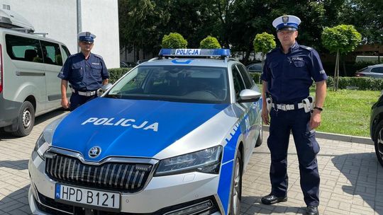 Niecodzienna interwencja w Lublinie. Z samochodu za radiowozem wybiegł mężczyzna