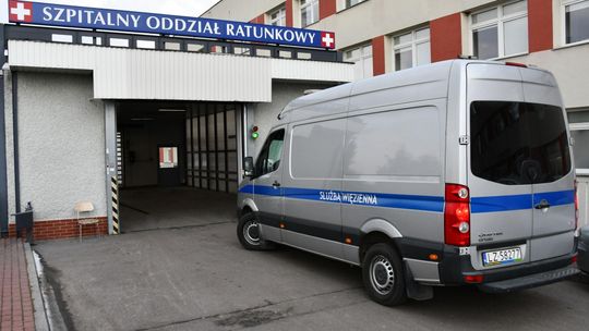 Niecodzienna sytuacja: strażnicy więzienni pomogli rodzącej kobiecie
