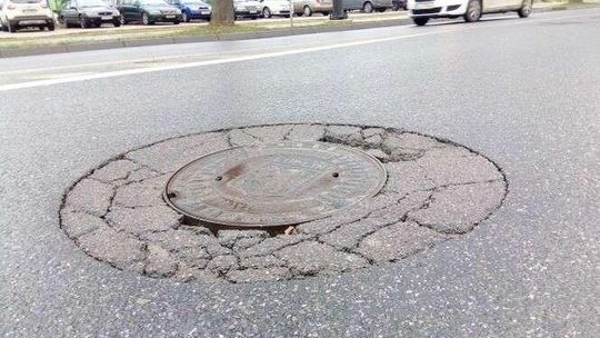 Niedawno zrobione, a już do poprawki. Drogowe buble w Lublinie