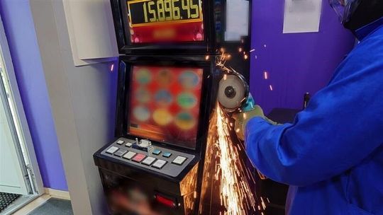 Nielegalne jaskinie hazardu rozbite. Zatrzymania w Lublinie i Łukowie