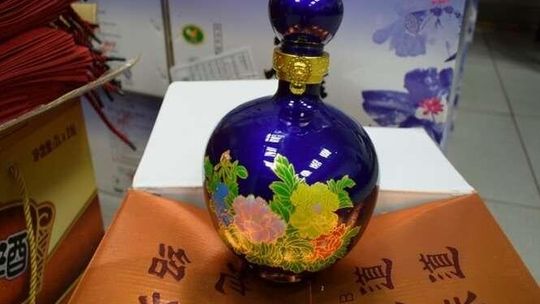 Nielegalne wino ryżowe przyjechało z Chin [zdjęcia]