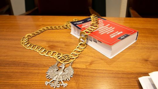 Nielegalnie sprowadzili tysiące obcokrajowców. Małżeństwo z zarzutami