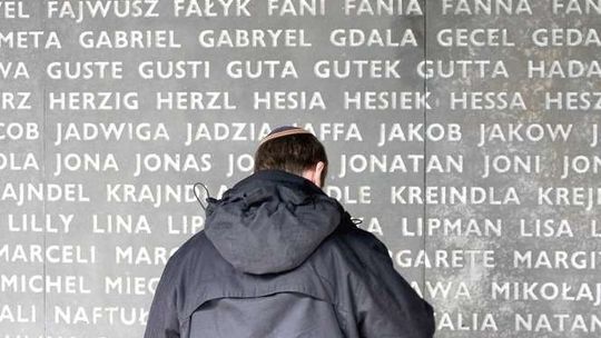 Niemcy chcieli kupić budynek komendantury byłego obozu zagłady w Bełżcu. PKP odwołało przetarg