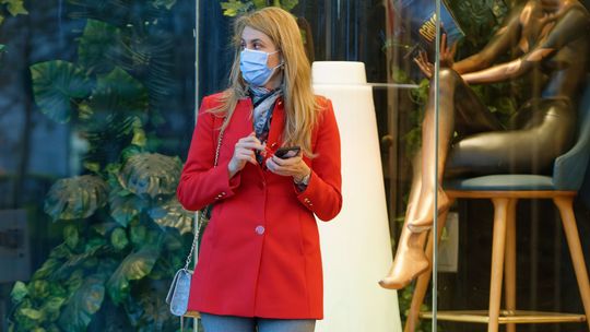 Niemcy. Zaszczepieni zrobią zakupy z opaską na ręku