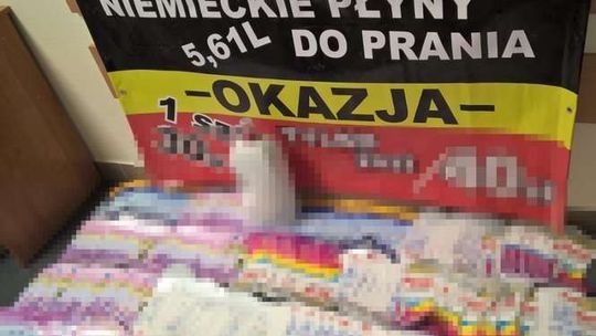 "Niemieckie płyny do prania. Okazja". Gang podrabiał płyny do mycia naczyń i proszki do prania