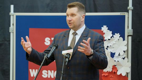 Nieogrzana szkoła i zdalne nauczanie? "Będziemy występować o zarząd komisaryczny"