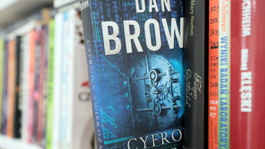 Niepotrzebne książki mogą jeszcze się przydać. Trwa zbiórka PCK