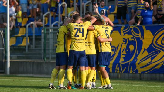 Niespodzianki w okręgowym Pucharze Polski. Avia na piątkę, Świdniczanka za burtą