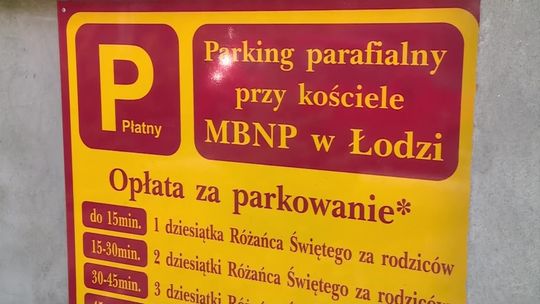 Nietypowa opłata za parkowanie. Kierowcy muszą odmówić modlitwę [wideo]