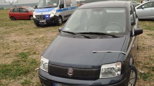 Nietypowy wypadek na parkingu podczas obchodów rocznicy bitwy pod Komarowem