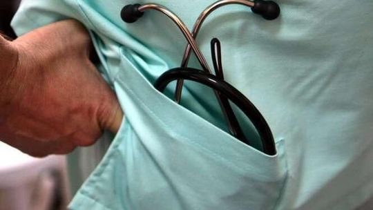 Nieudana wycieczka po lesie. 13-latek trafił do szpitala 