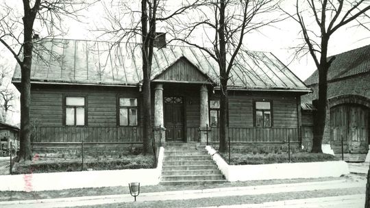 Nieznane zdjęcia Głuska. Zobacz jak wyglądał Głusk w 1974 roku