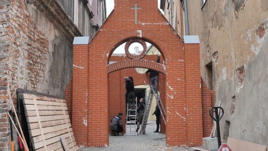 Niezwykła konstrukcja na Starym Mieście. Tak Lublin zmienia się w przedwojenny Słupsk