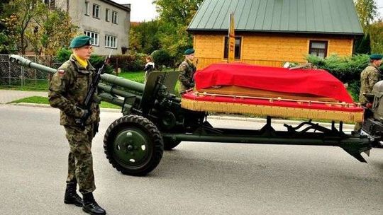 Niezwykłe uroczystości pogrzebowe w Radecznicy [zdjęcia]