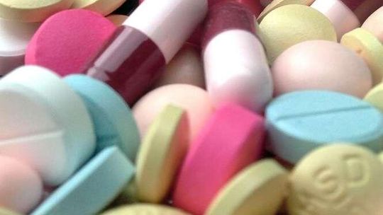 NIK: Niektóre suplementy diety działają jak narkotyki